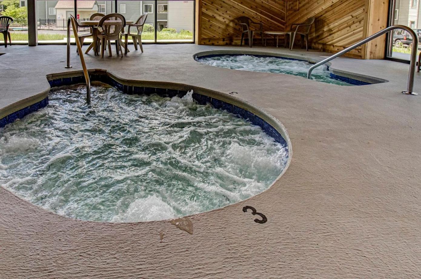 Sky High Views!!-Peak Mountaintop-Outdoor Pool-Close To Downtown-Private Balcony-Wifi-Cable Гатлинбург Экстерьер фото